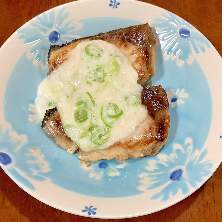 鰤の塩焼きとろろがけ